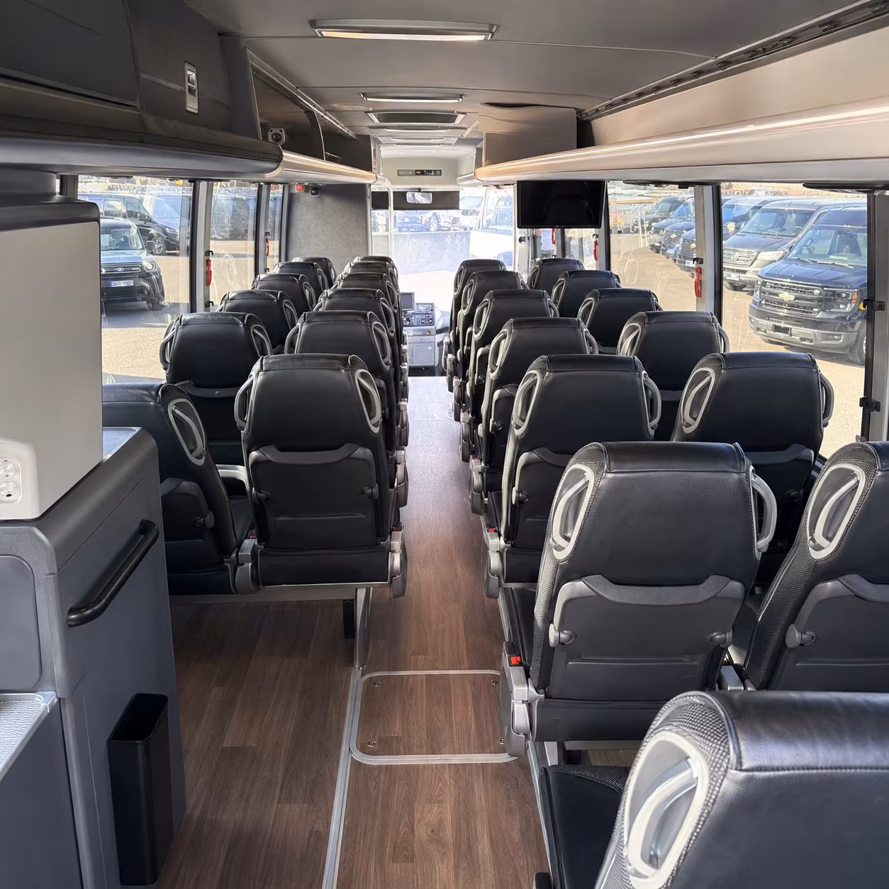 norwalk charter buses