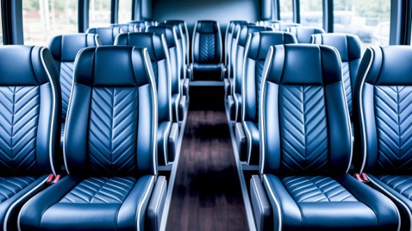 norwalk 28 passenger minibus rental